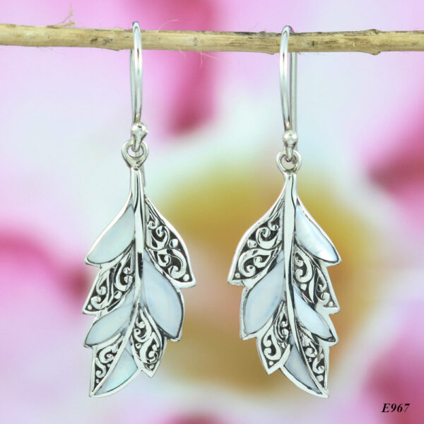 Anting Perak Daun Coral E967