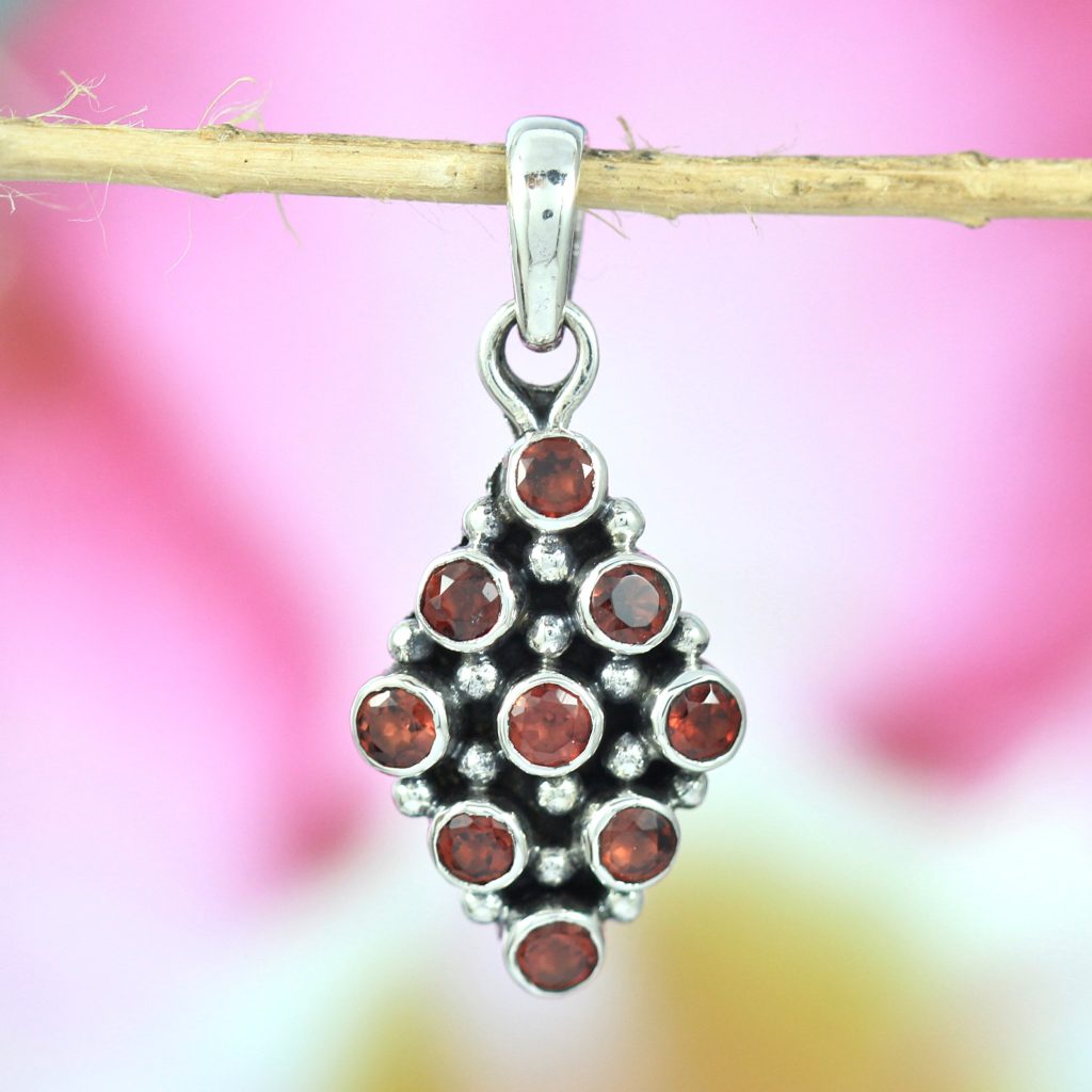 Liontin Perak Permata Garnet Asli P568