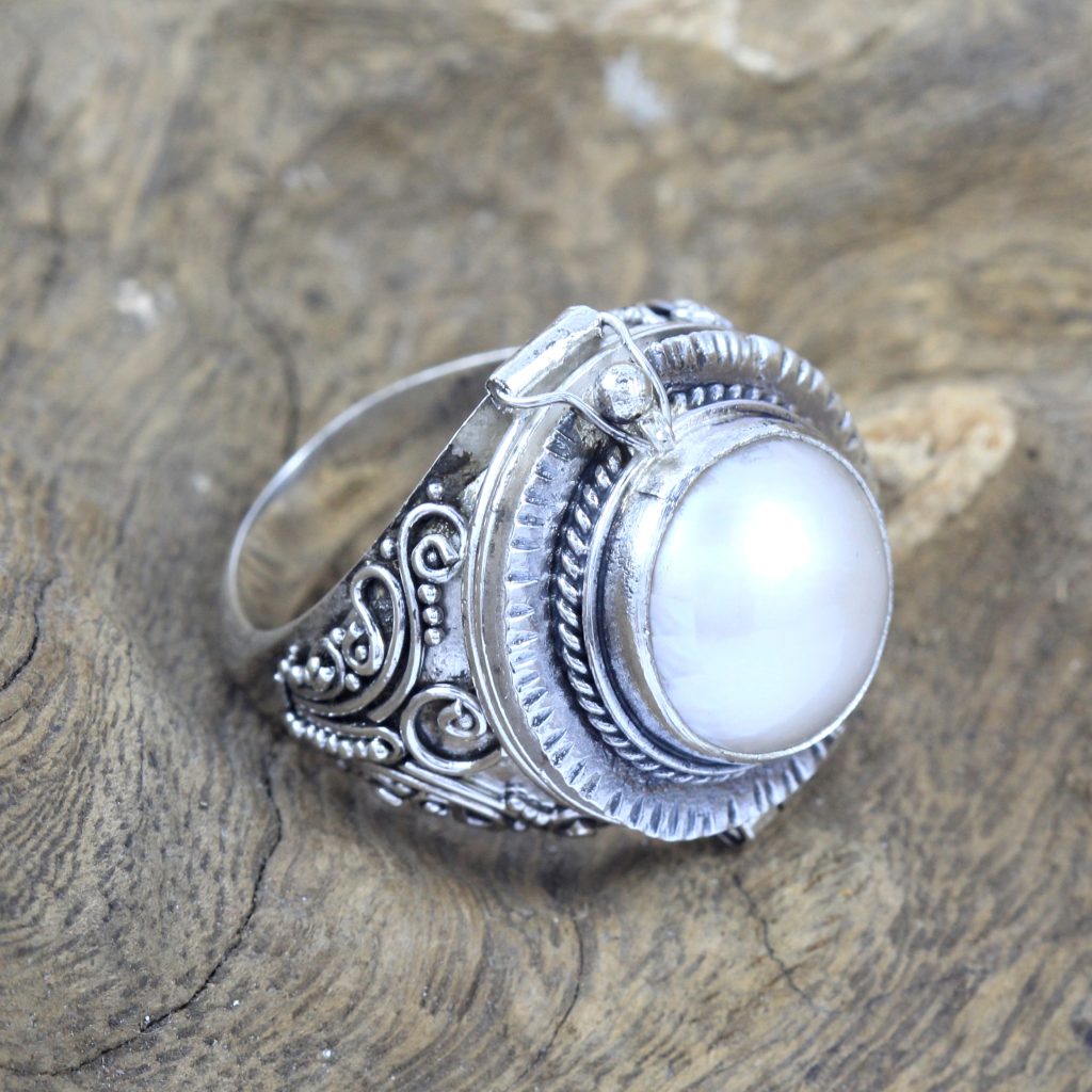 Cincin Perak Bali Unik Ukiran Mutiara (Poison Ring) R328