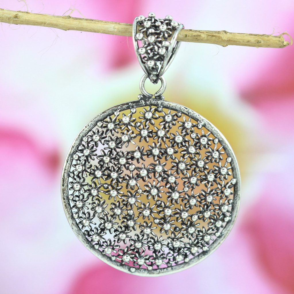 Liontin Perak Bali Motif Bun Paye Bulat P517M