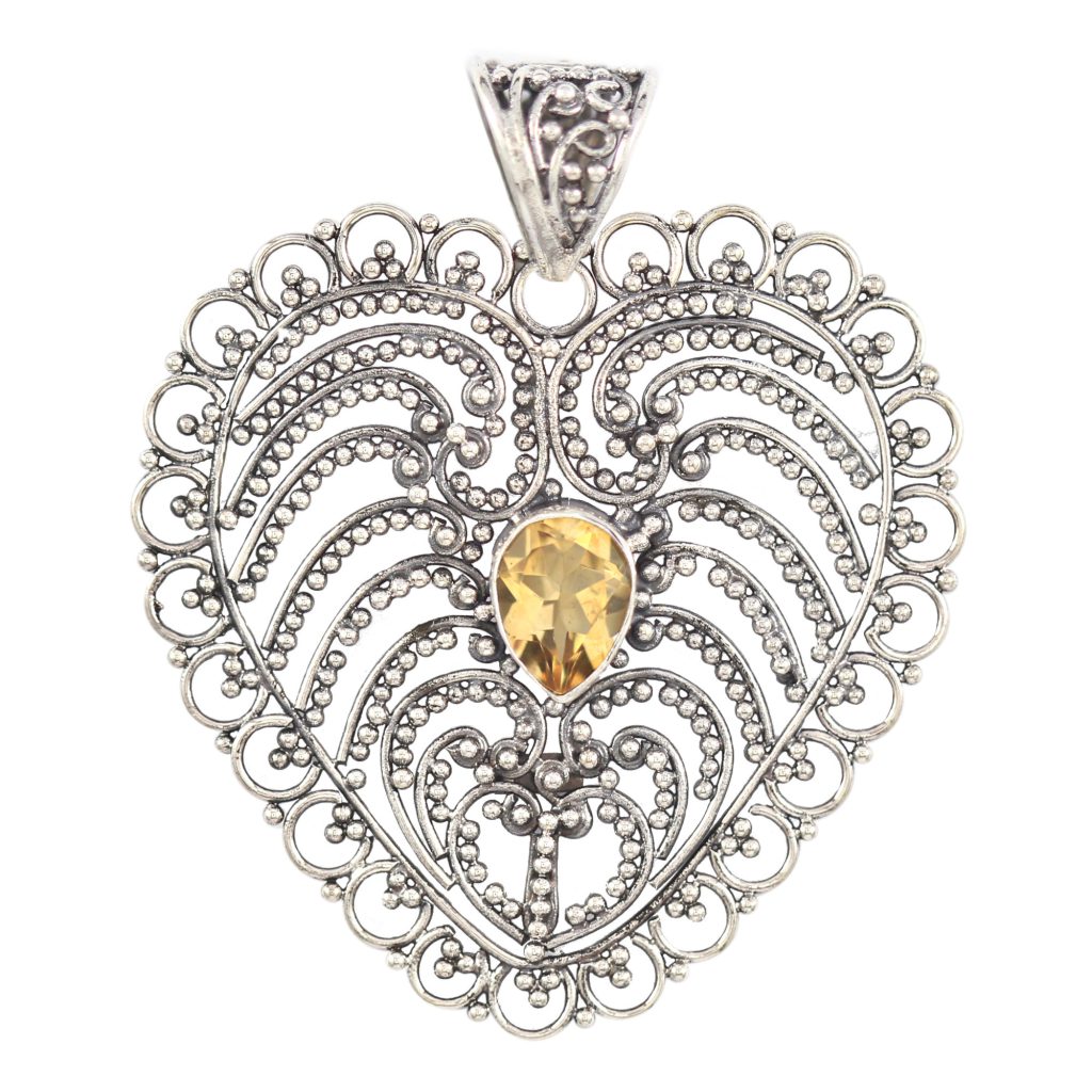 Liontin Perak Bali Bun Kerawang (Filigree Heart) P607