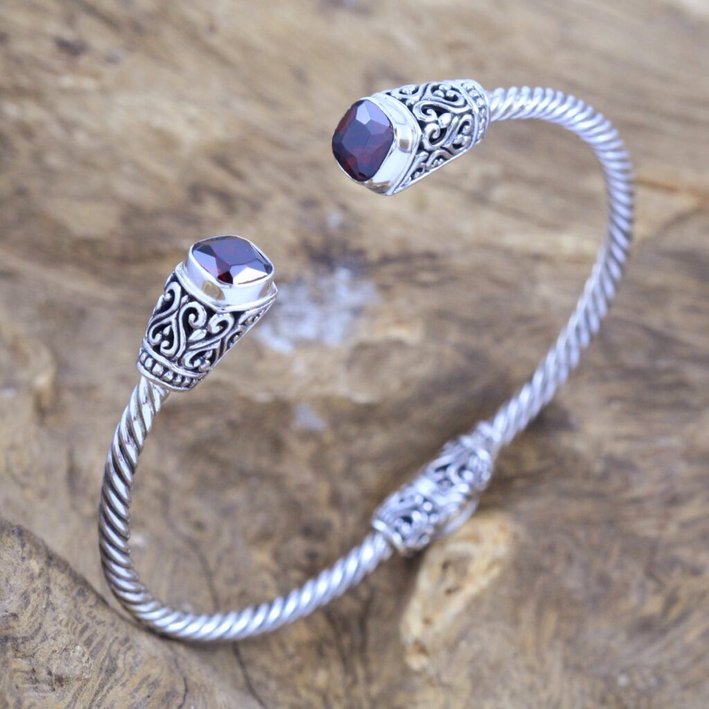 silver bracelet B393
