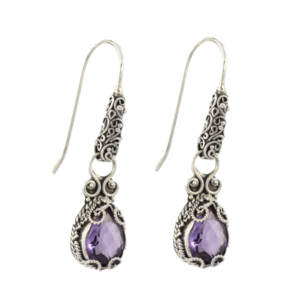 anting dangle wanita