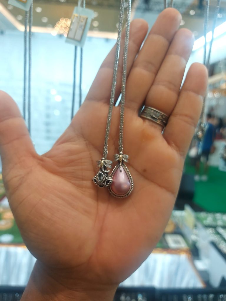 kalung serut