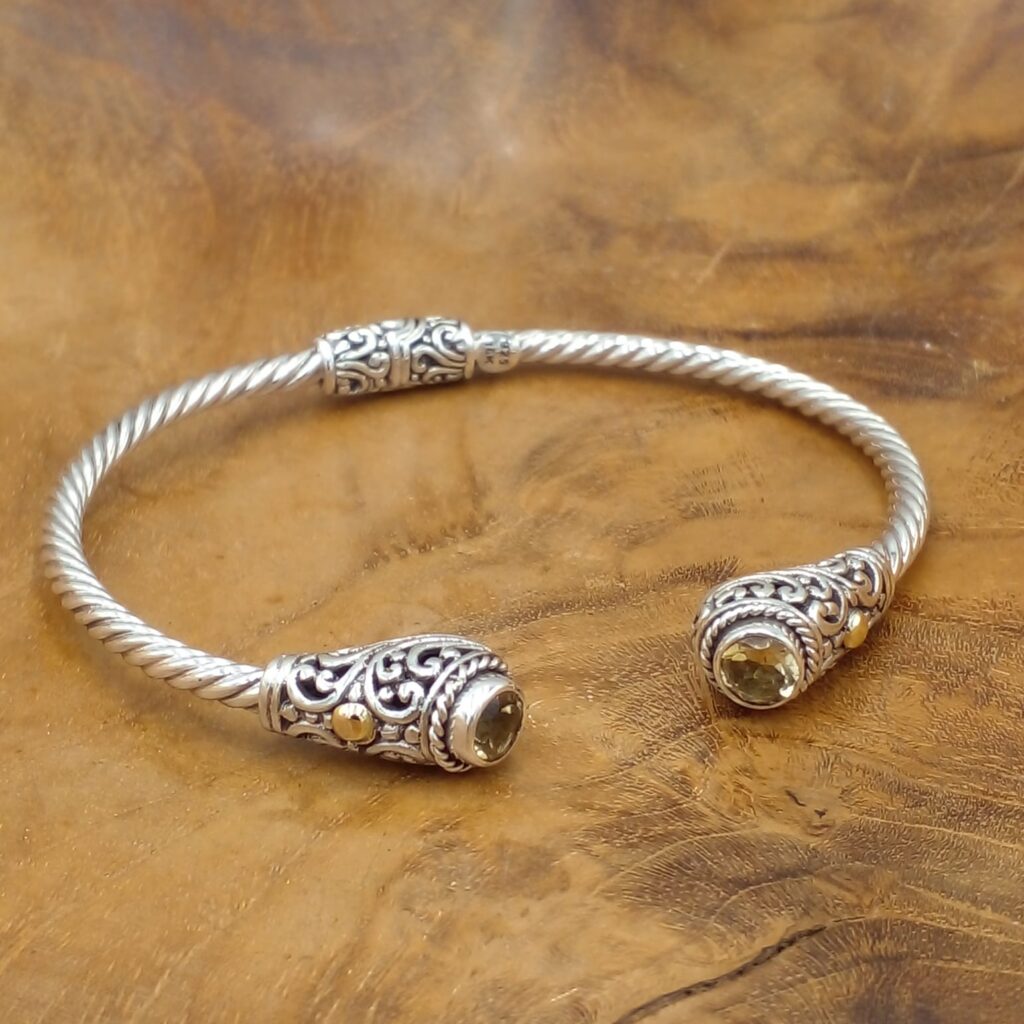 gelang perak wanita elegan