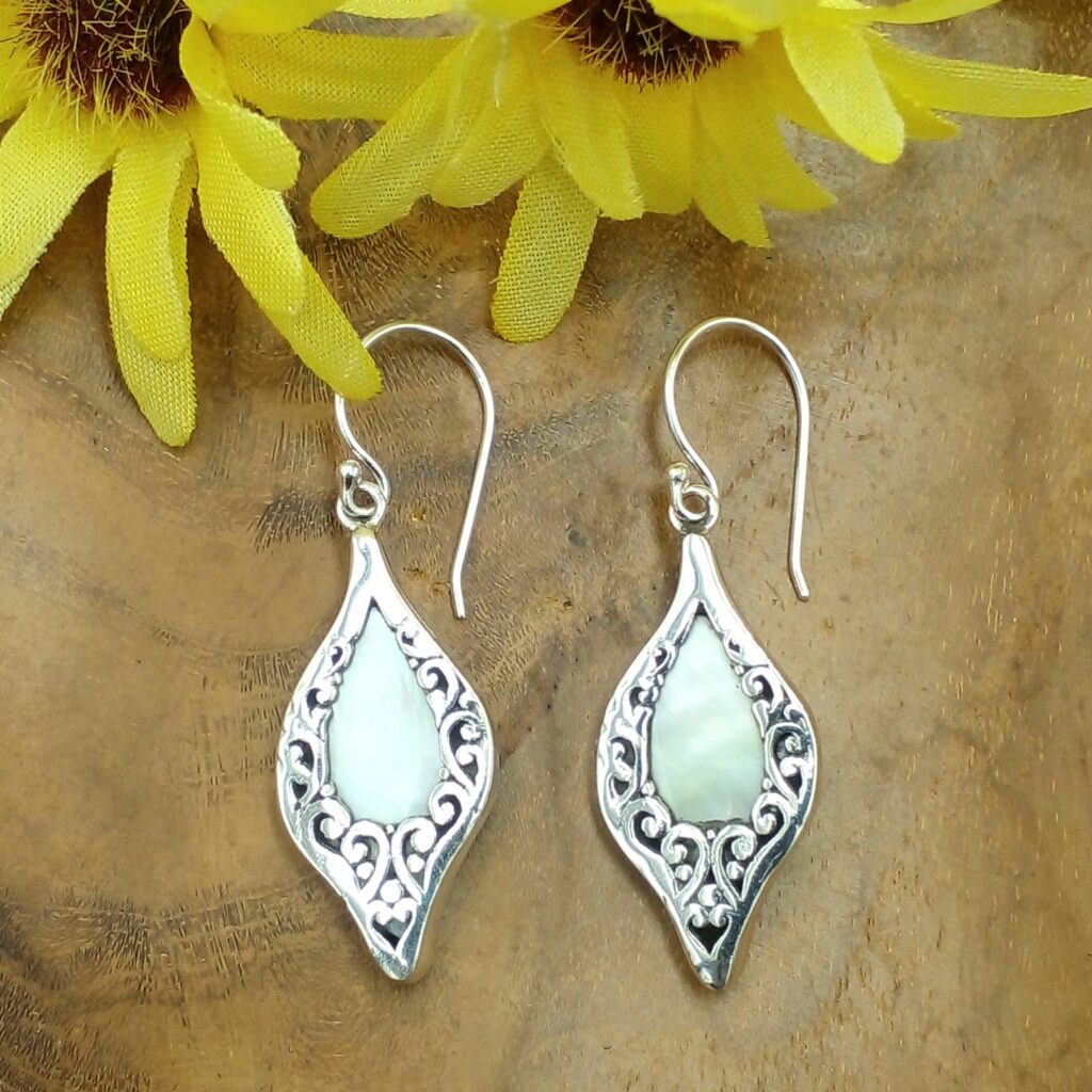 Anting Kerang Perak Bali