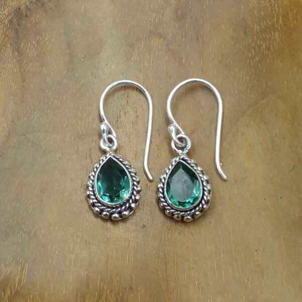 Anting Perak Bali Cantik