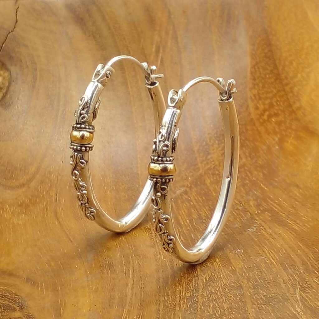 anting hoop perak ukir