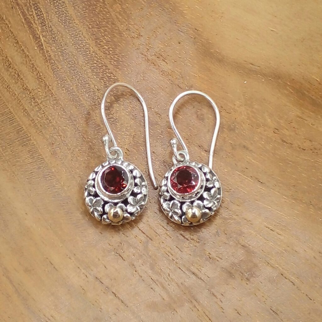 Anting Perak Kamboja Bali