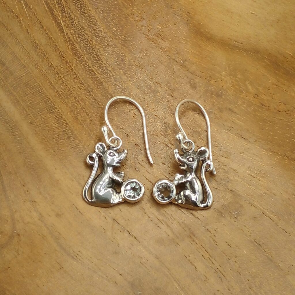 Anting Perak Tikus Permata