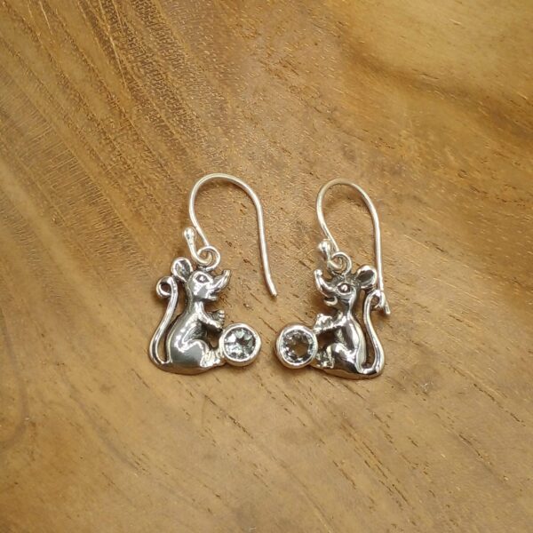 Anting Perak Tikus Permata