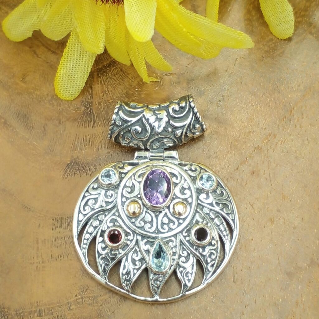 Liontin Perak Bali Cantik