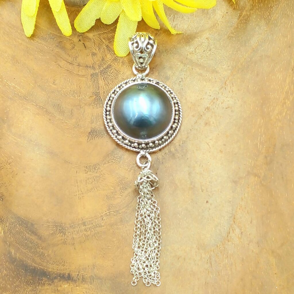 Liontin Mutiara Perak Bali