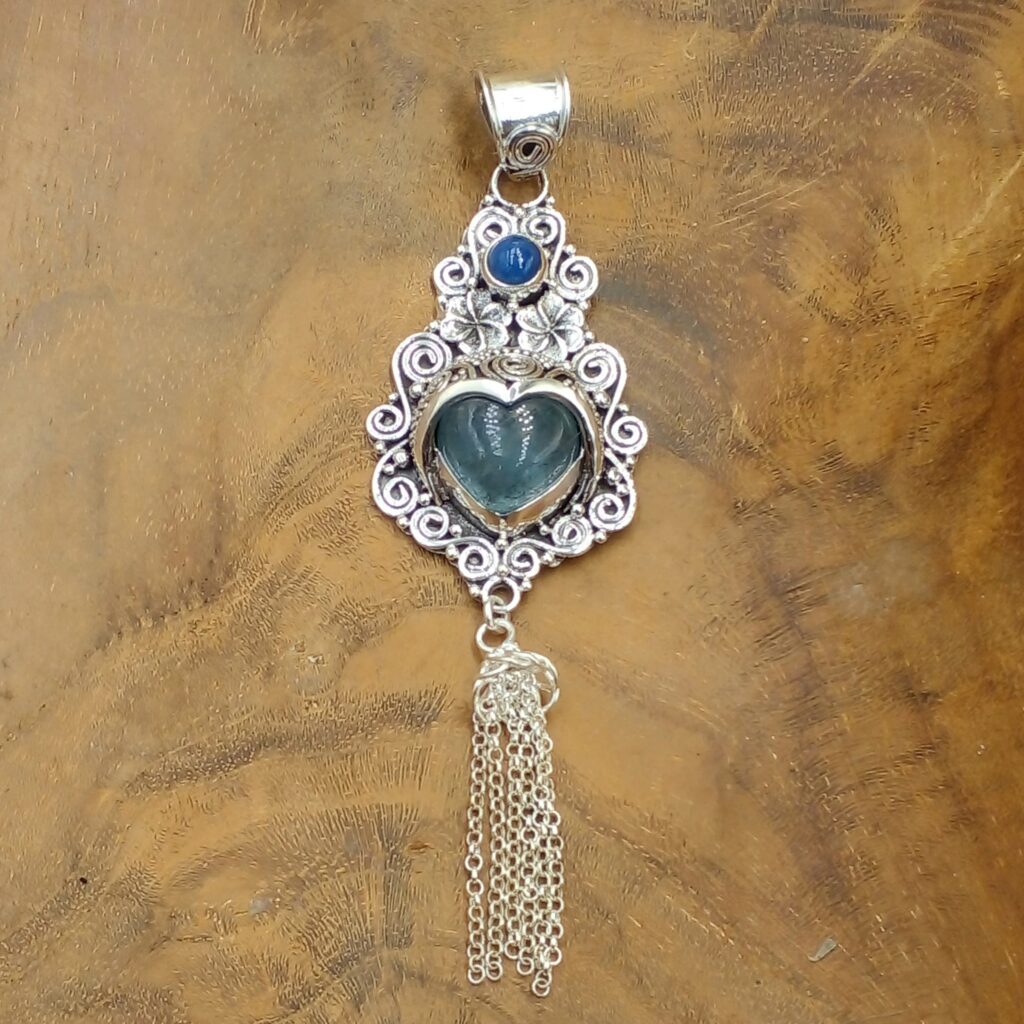 liontin perak bali cantik