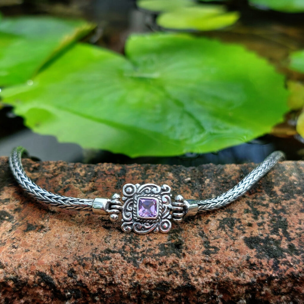 Gelang Perak Ukiran Kotak Amethyst B705