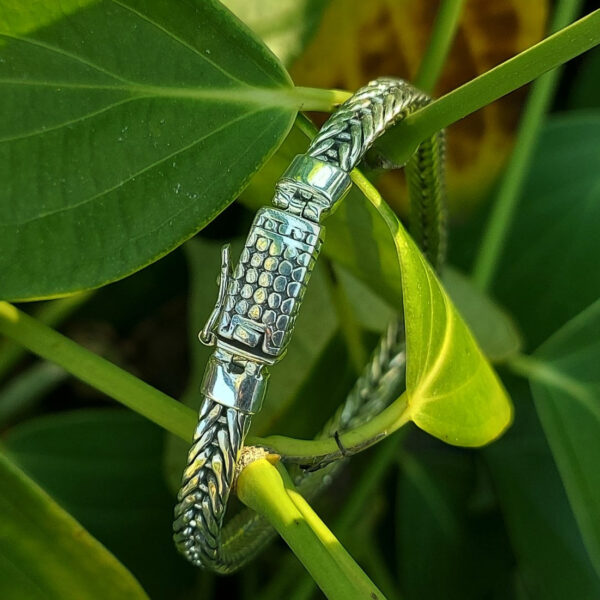 Gelang Perak Rantai Anyam Dotted Box Clasp B708