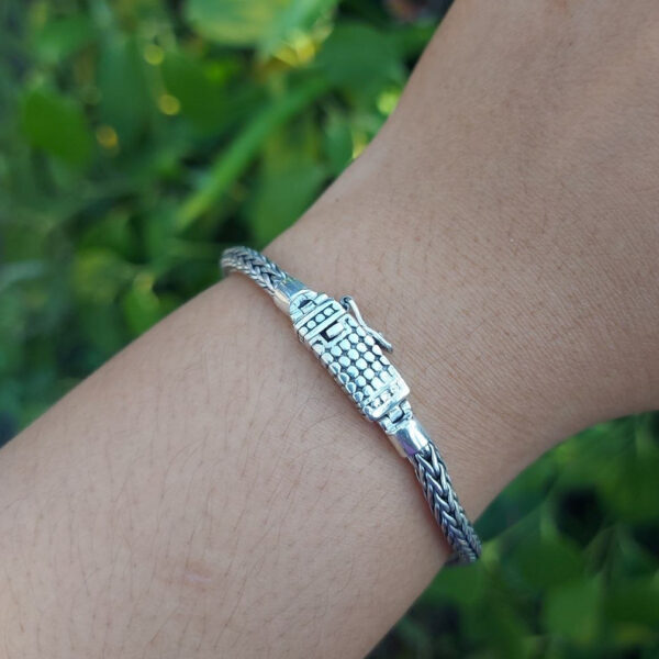 Gelang Perak Rantai Anyam Sumbu Kompor Bulat B710