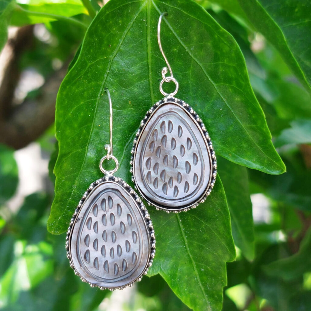 Anting Perak Kerang Tetes Unik (Shell Earrings) E1607
