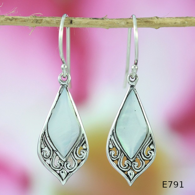 Anting Kerang Bali Perak Asli E791 - Gambar 3