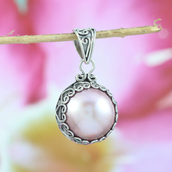 Liontin Perak Mutiara Mabe Bulat P726