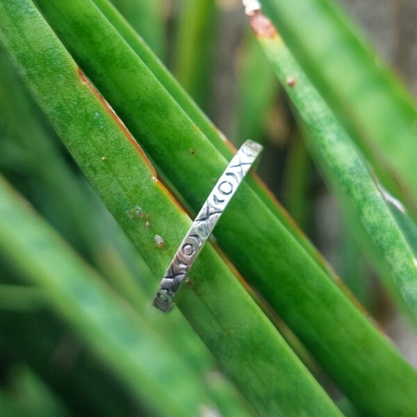 Cincin Perak Motif XOXO R692