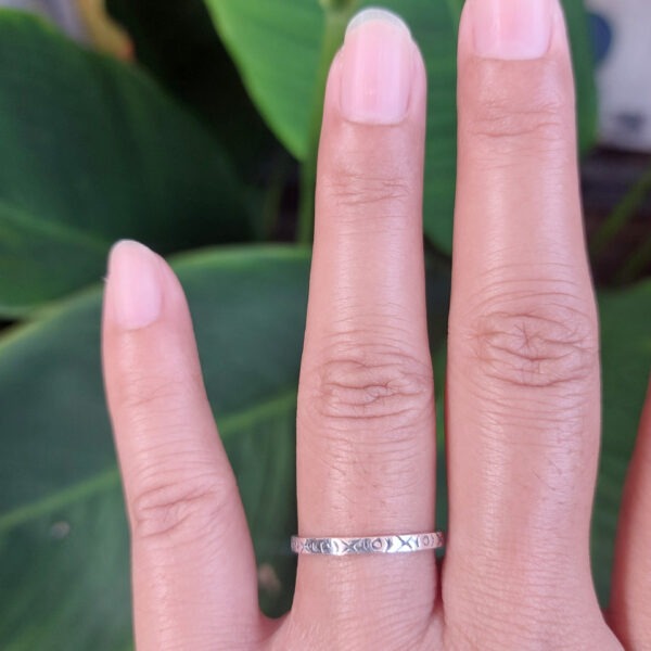 Cincin Perak Motif XOXO R692