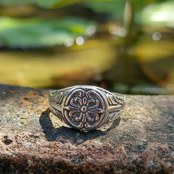 Cincin Perak Signet Lily R751