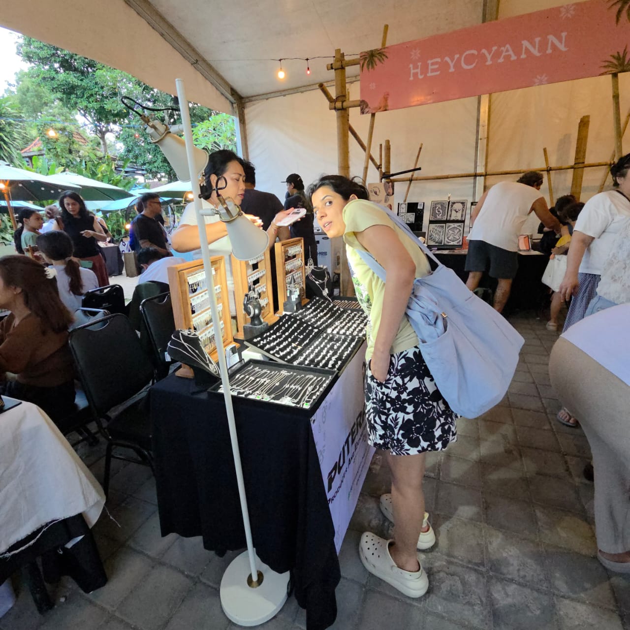 Ubud artisan market