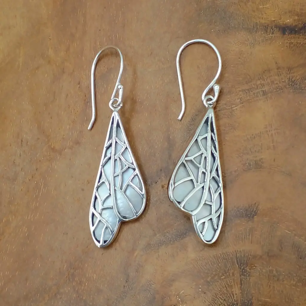 Anting Kerang Bali Perak Asli Sayap Capung (Shell Earrings) E1642