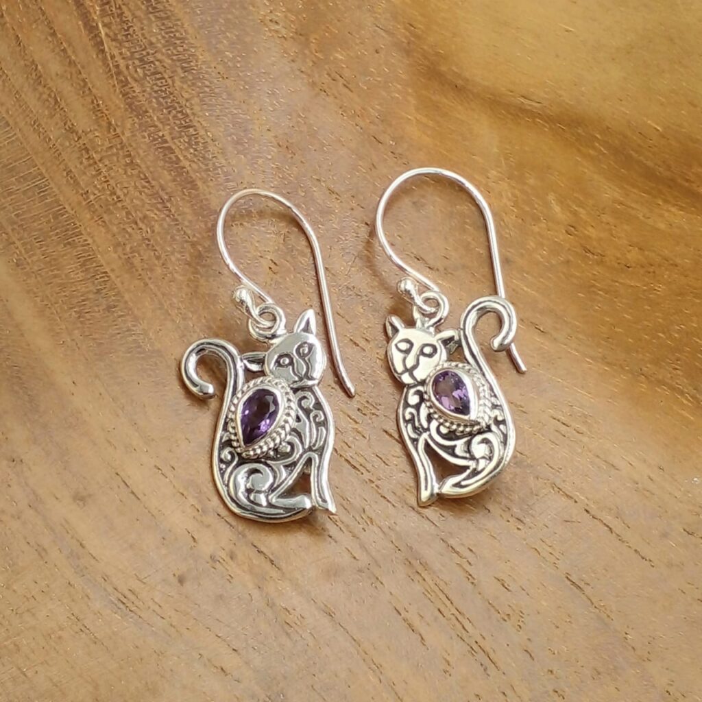 Anting Kucing Perak Permata E1834