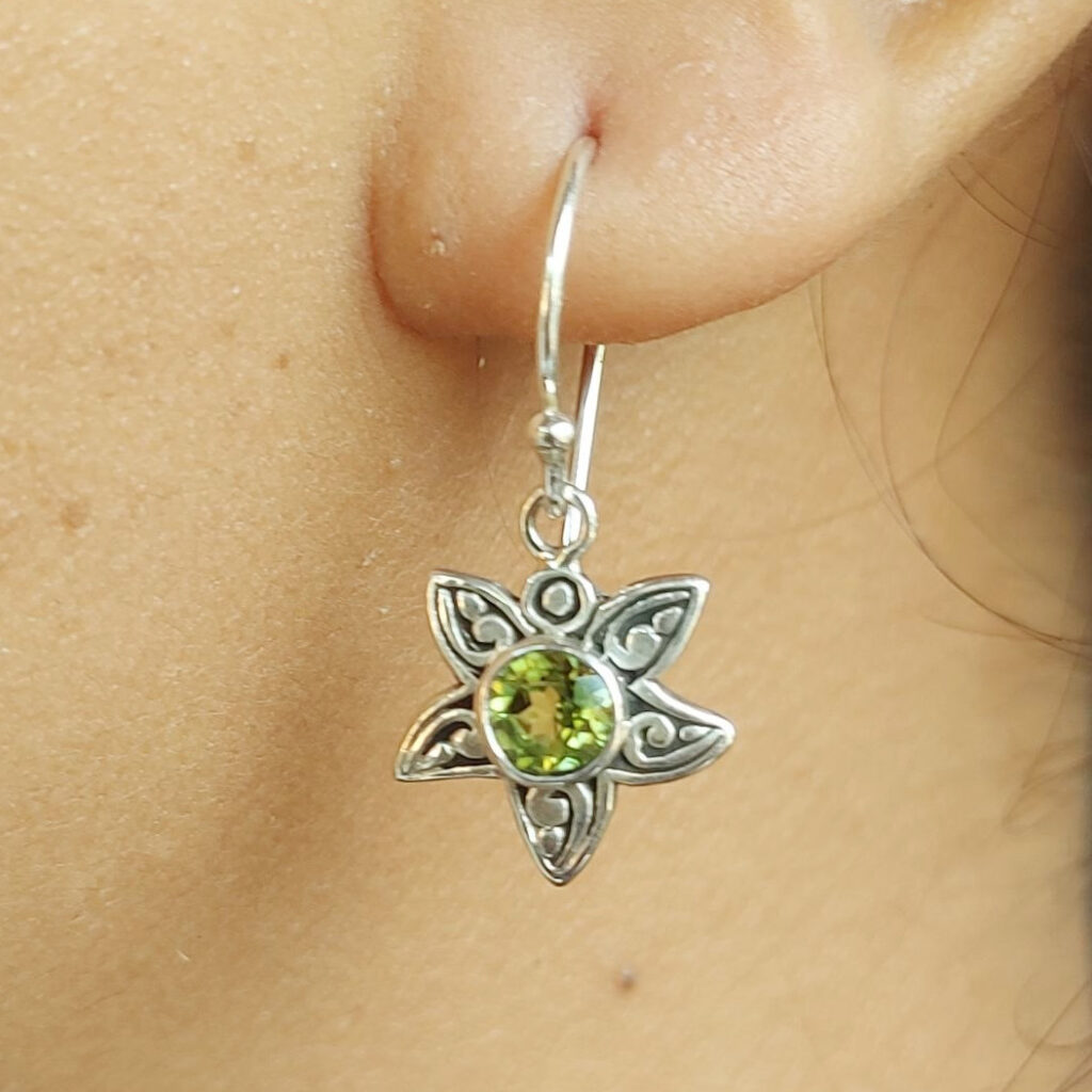 Anting Bintang Laut Perak dengan Permata E1838