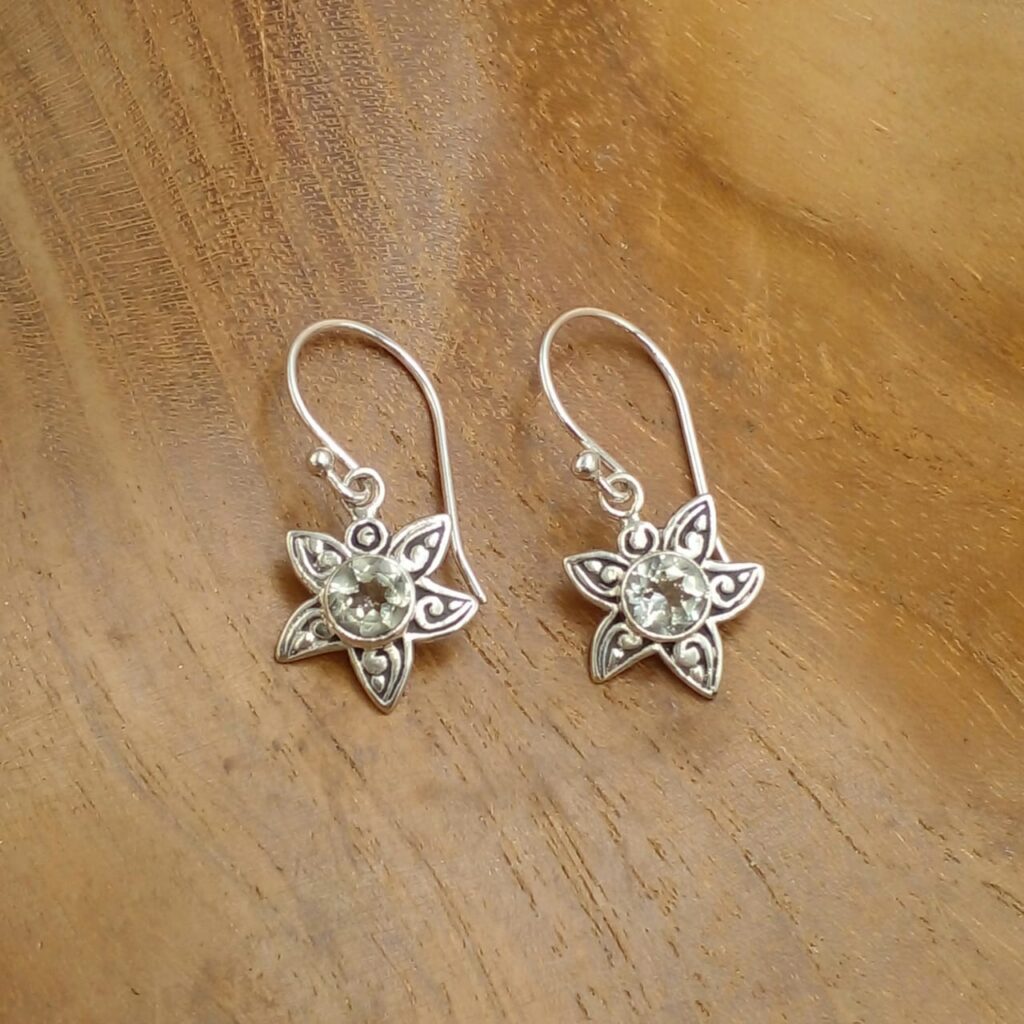 Anting Bintang Laut Perak dengan Permata E1838