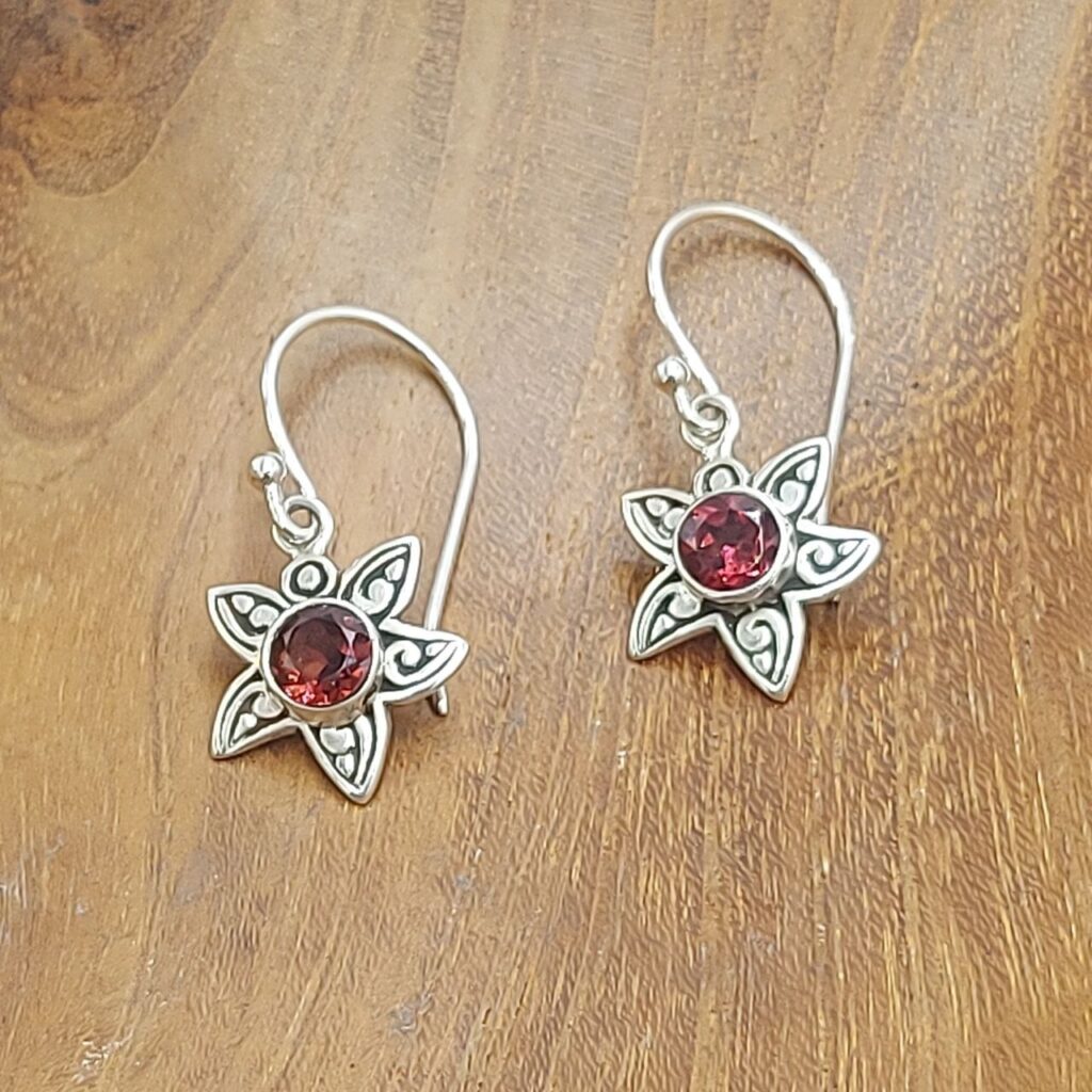 Anting Bintang Laut Perak dengan Permata E1838