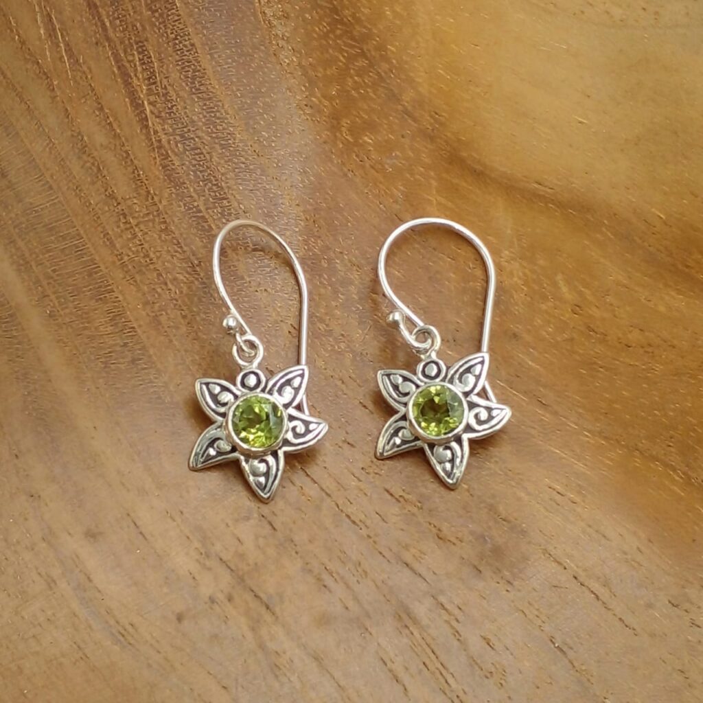 Anting Bintang Laut Perak dengan Permata E1838