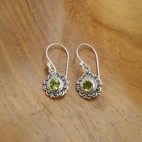 Anting Perak Bulat Bunga Permata E1841