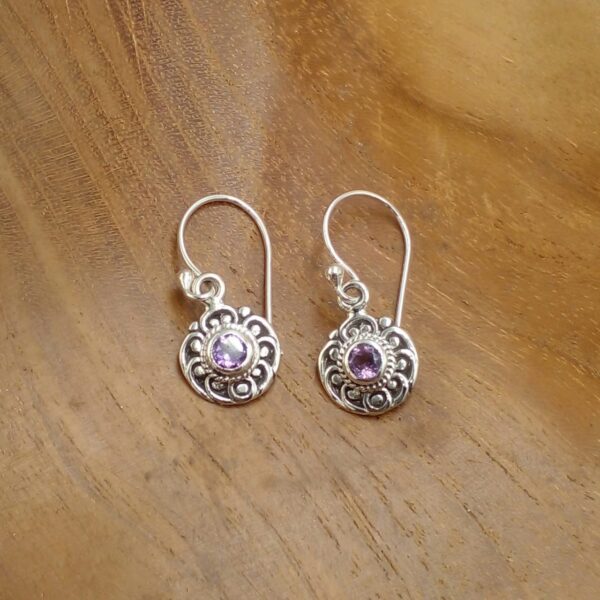 Anting Perak Bulat Ukir Permata E1842