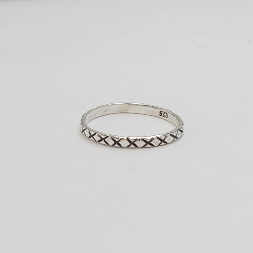 Cincin Perak Motif Silang (X Pattern) R690