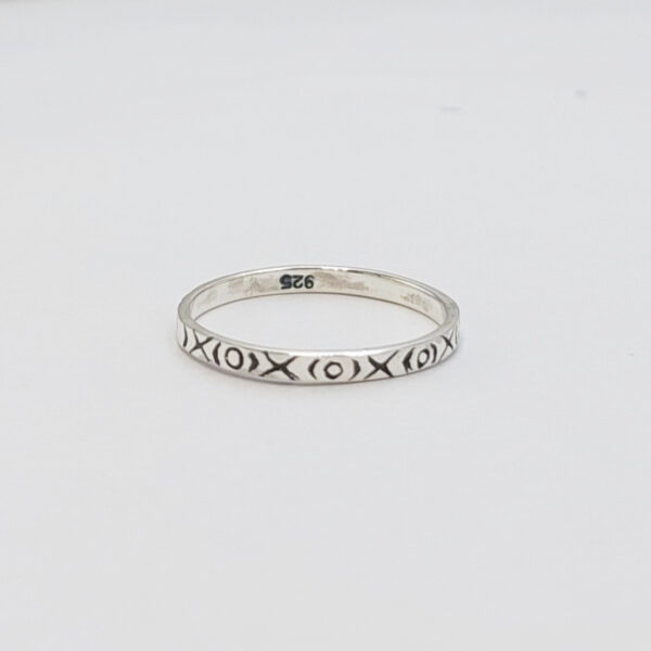 Cincin Perak Motif XOXO R692
