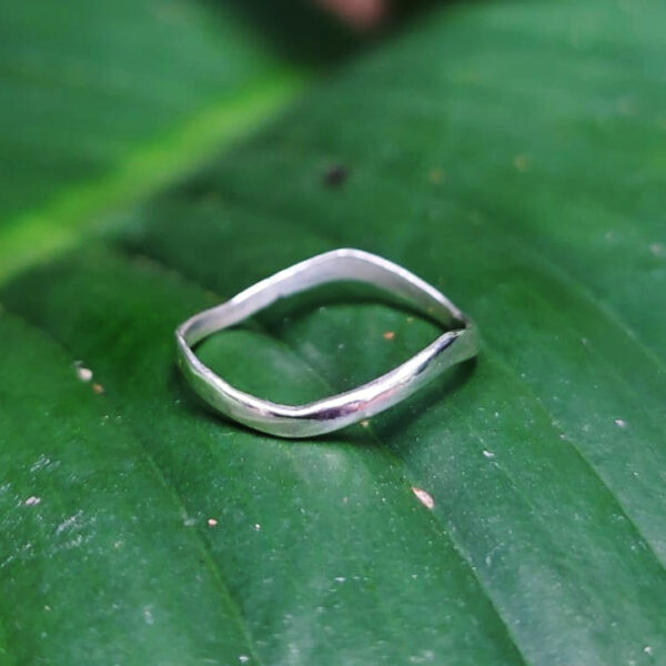 Cincin Perak Motif Gelombang (Wavy) R705
