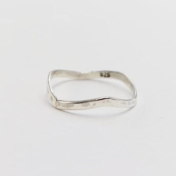 Cincin Perak Motif Gelombang (Wavy) R705