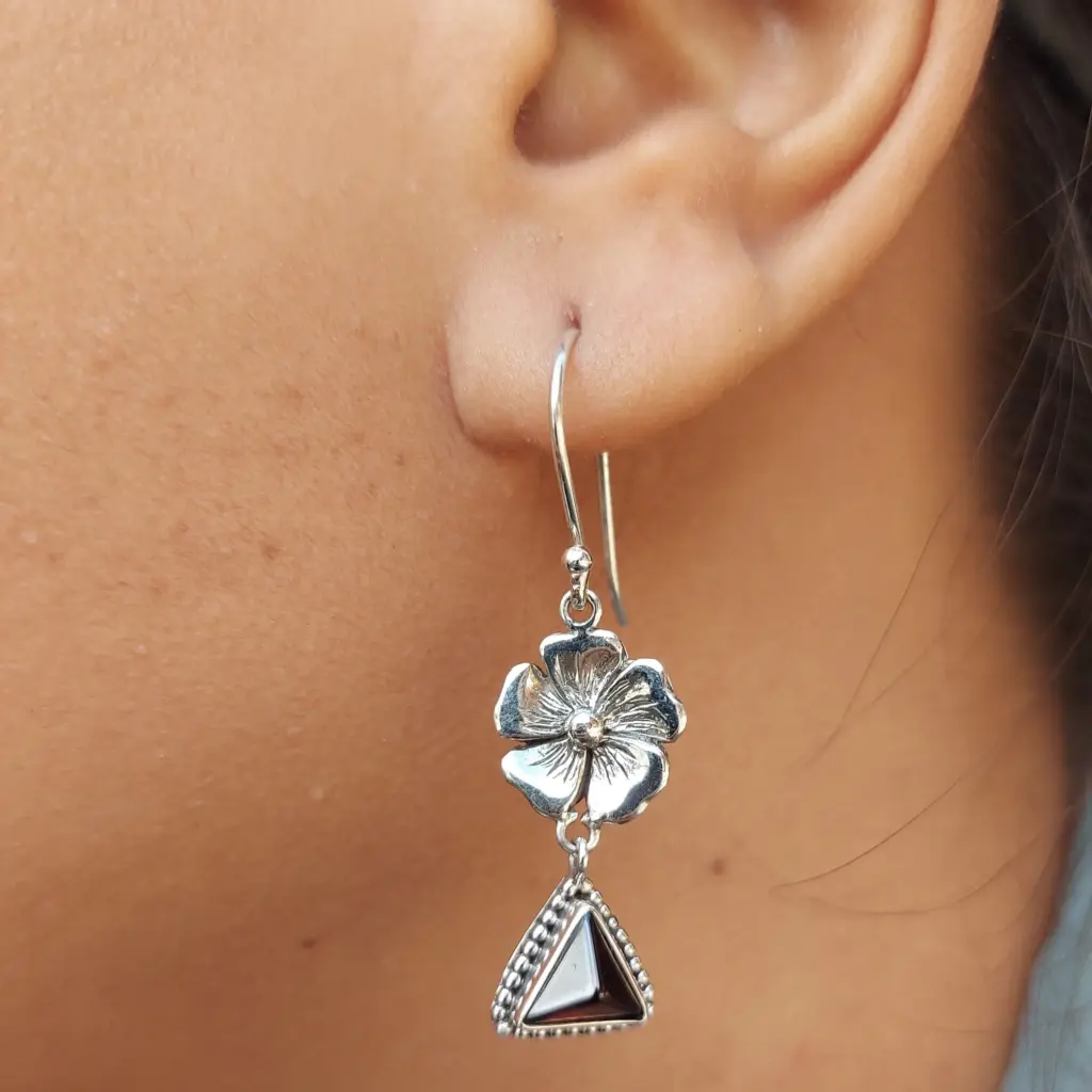 Anting Perak Bunga Hibiscus E1632