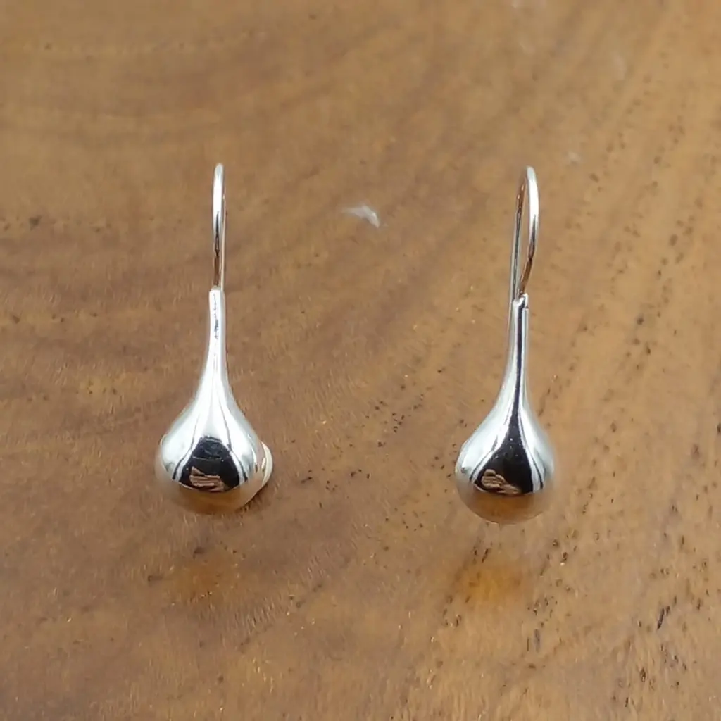 Anting Perak Simple (Teardrop Plain) E1679