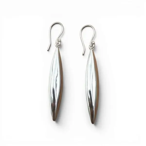 anting gantung wanita