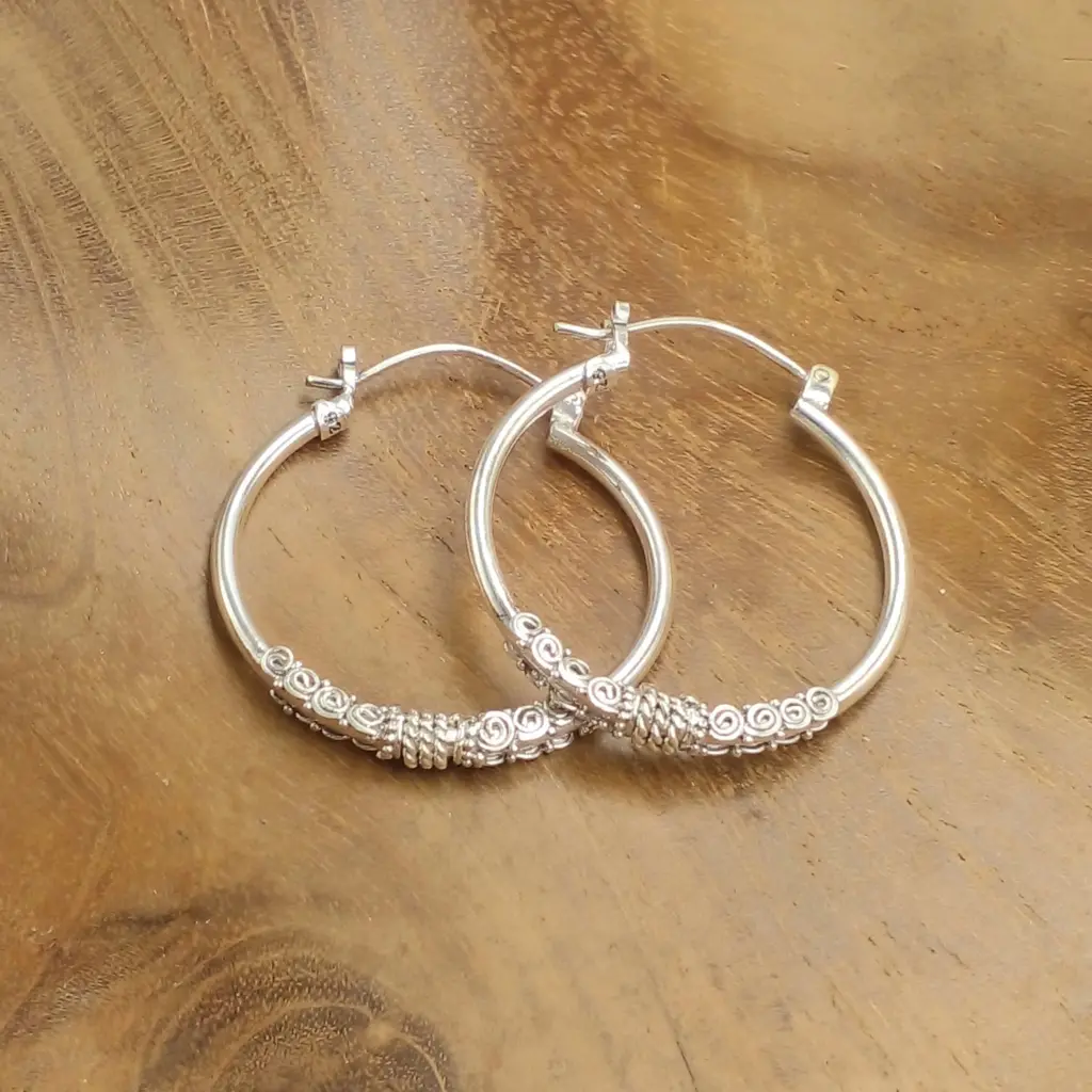 Anting Hoop Perak Ukir Bali Asli E1779