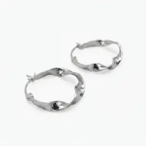 Anting Hoop Perak Asli (Hoop Twist Earrings) E1831M - Gambar 2