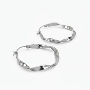 Anting Hoop Perak Asli (Hoop Twist Earrings) E1832L - Gambar 2