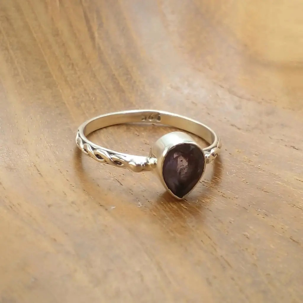 Cincin Wanita Perak Amethyst R747