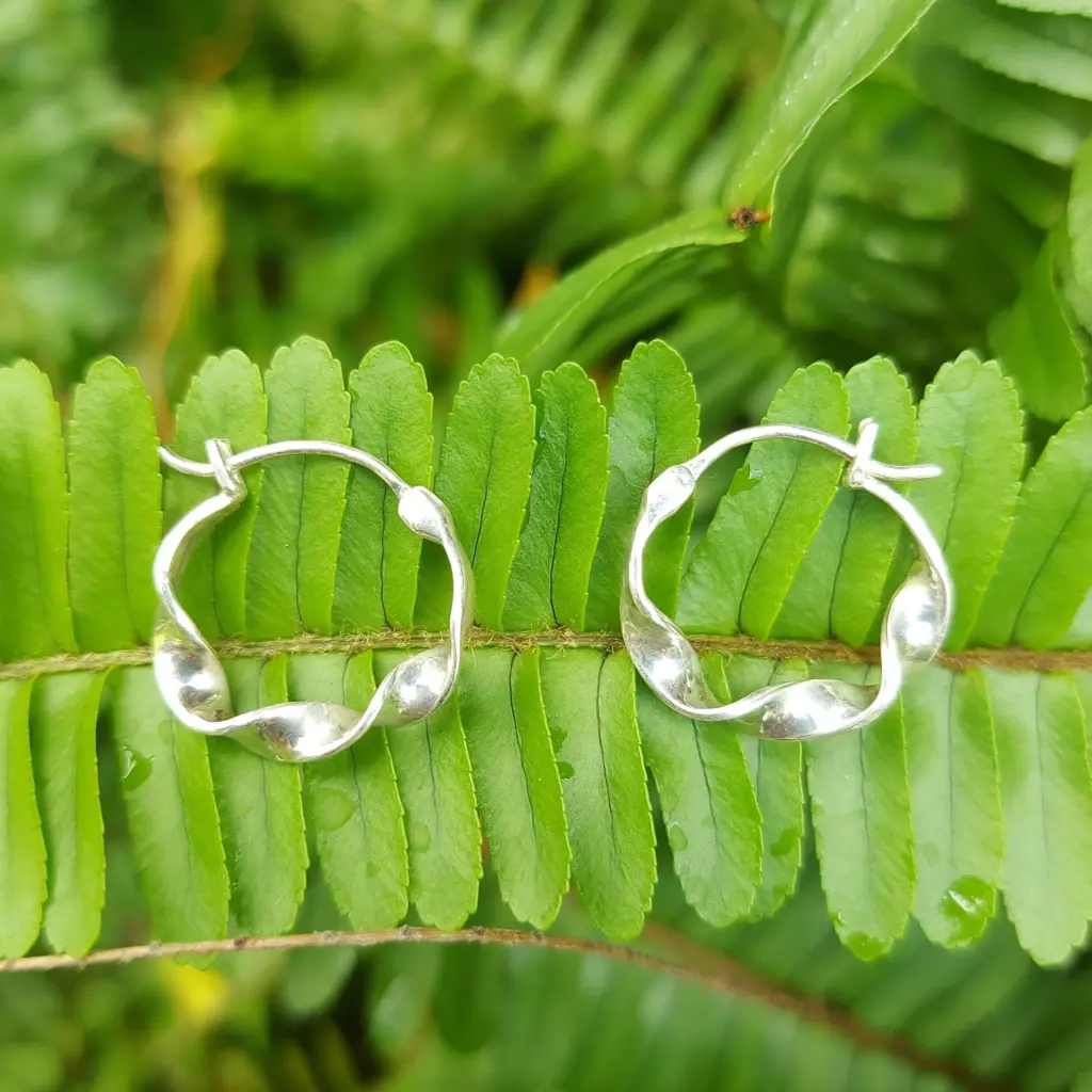 Anting Hoop Perak Asli (Hoop Twist Earrings) E1830S