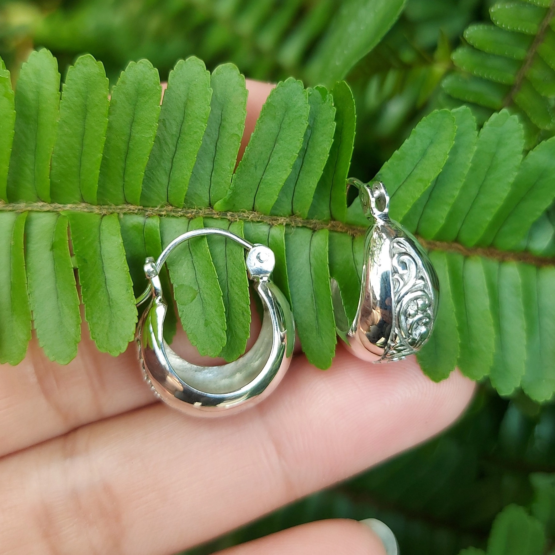 Anting Hoop Perak Ukir Asli Bali E1845 - Gambar 6