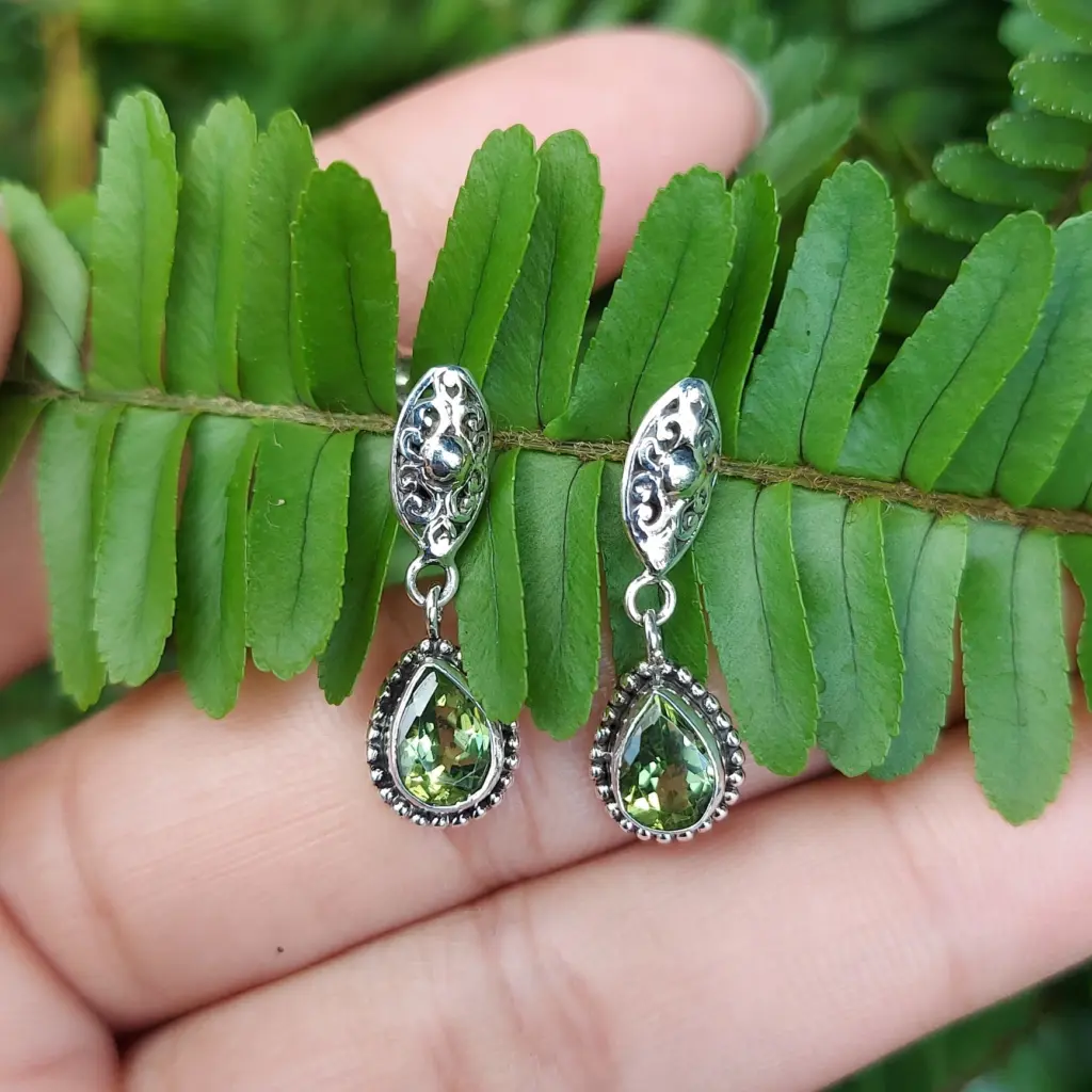 Anting Tusuk Gantung Perak 925 Permata Asli E1873